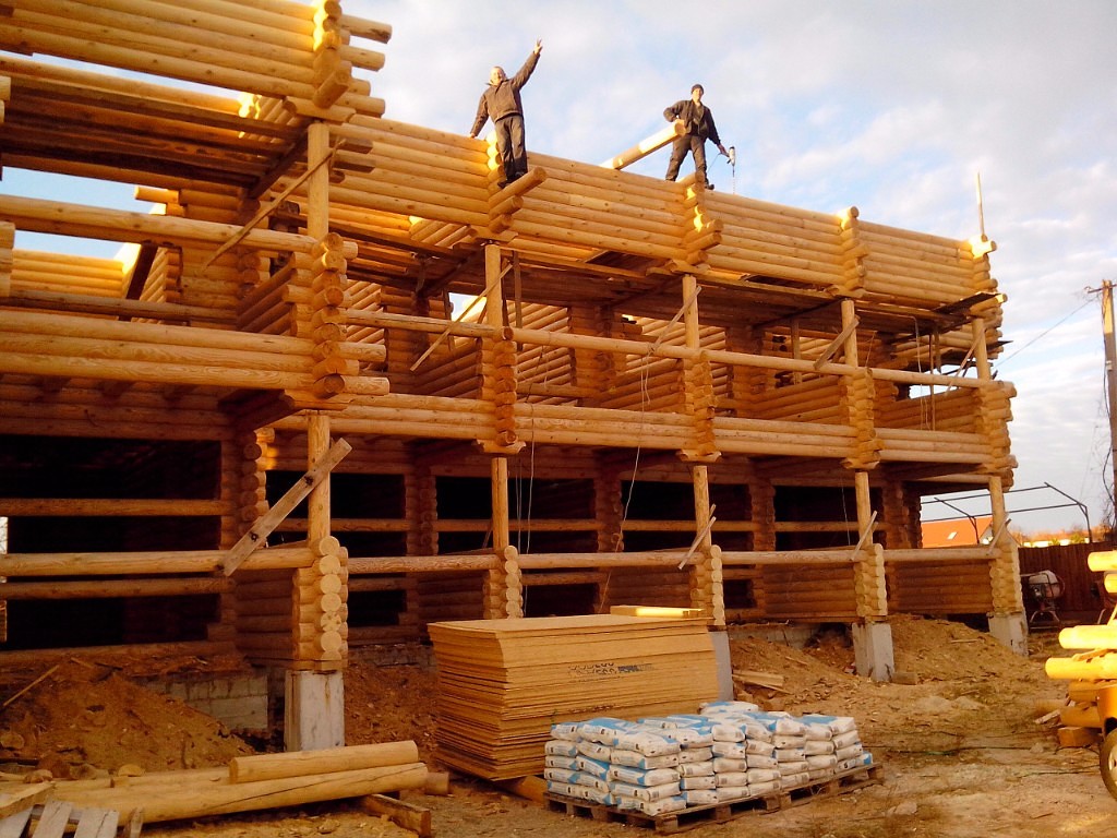 дома ручной рубки